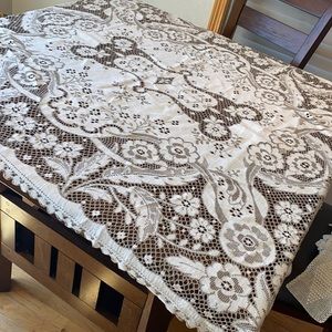Vintage lace table cloth